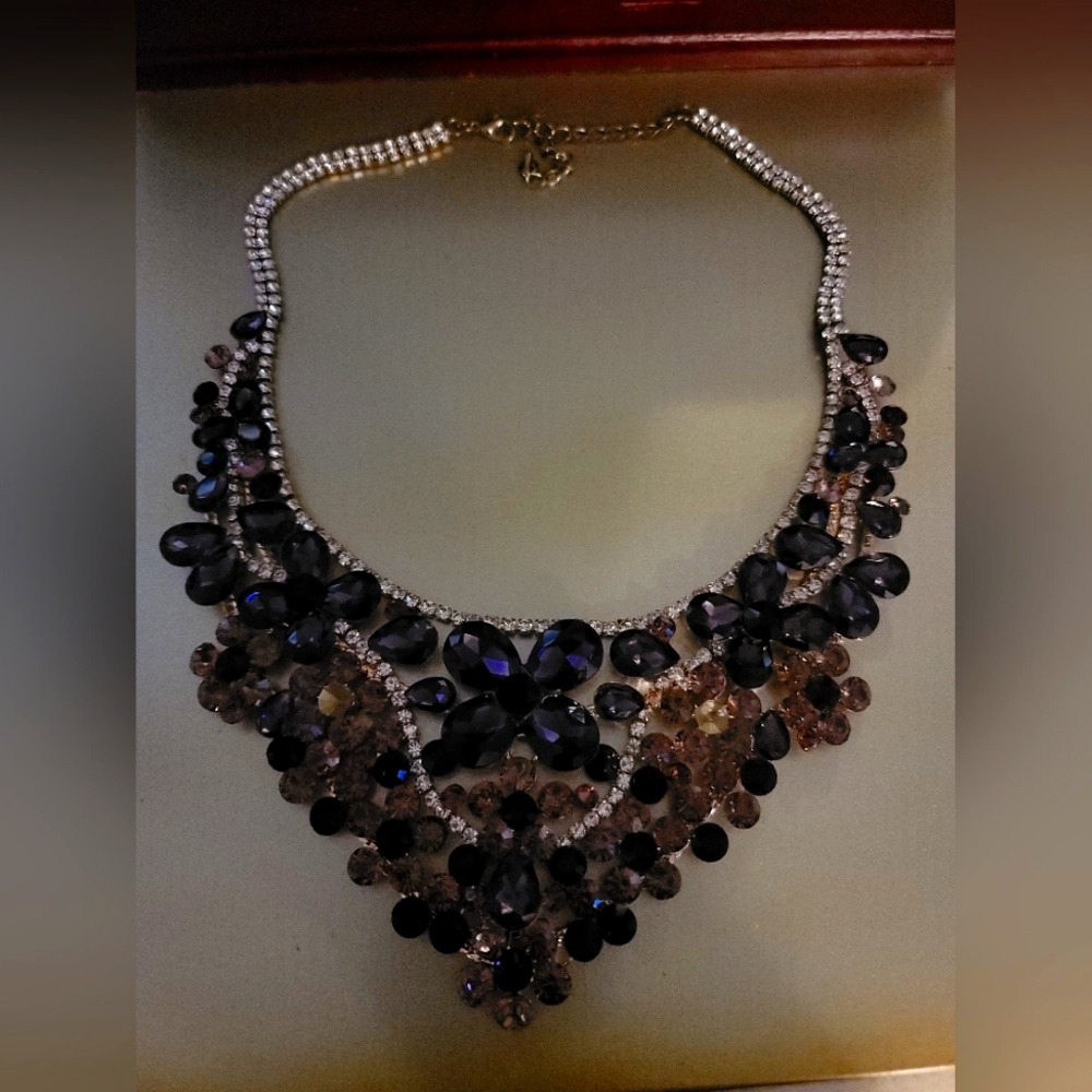 Women Necklace color purple  plum
